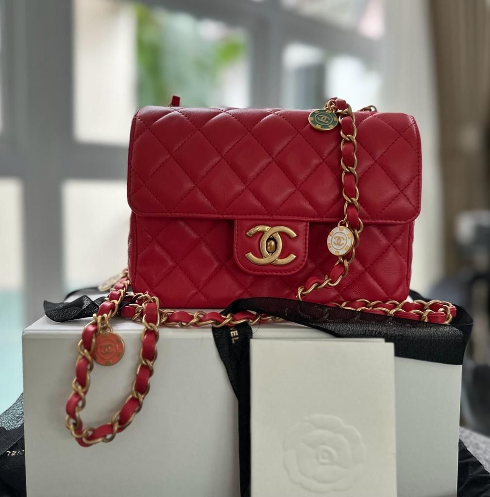 Red small chanel bag shop