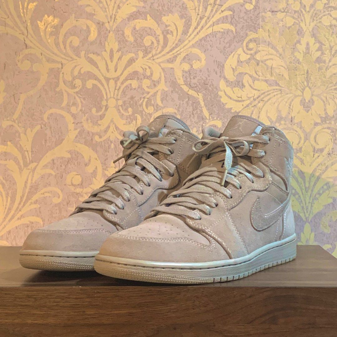 Nike Air Jordan 1 Wolf Grey Suede
