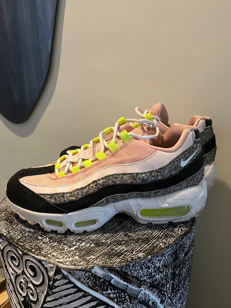 Nike sales 95 glitter