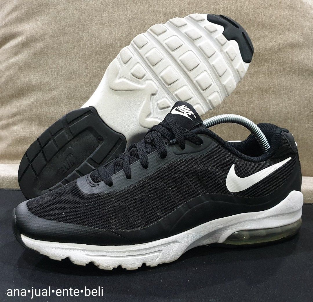 Nike air sale max invigor 8.5