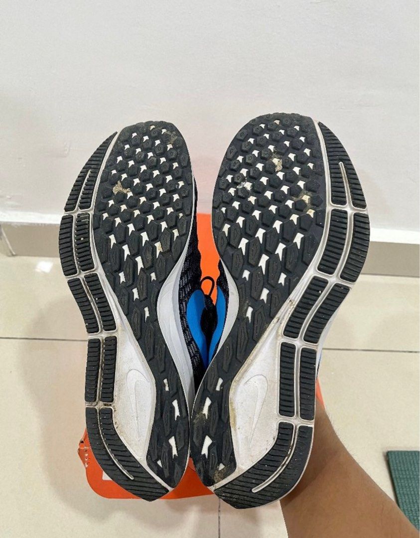 Nike zoom vomero 13 vs pegasus 35 on sale