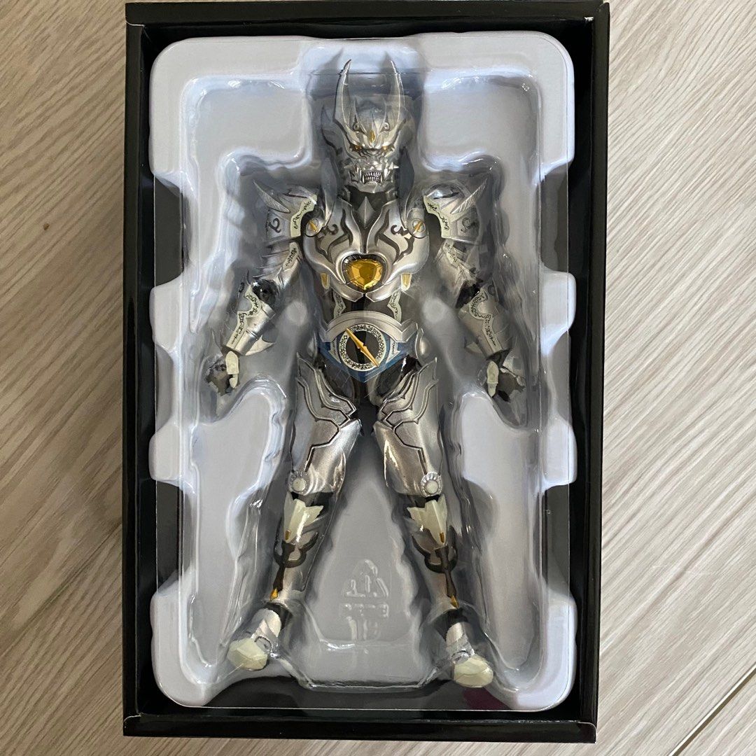 BANDAI S.H.Figuarts (真骨彫製法) 銀牙騎士ゼロ「牙狼-GARO-」 魂 BANDAI S.H.Figuarts (真骨彫製法) 銀牙騎士ゼロ「牙狼-GARO-」 魂