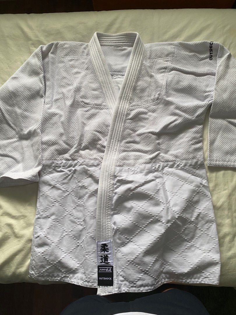 Outshock 500 Judo Gi (Size A1), Men's Fashion, Activewear on Carousell