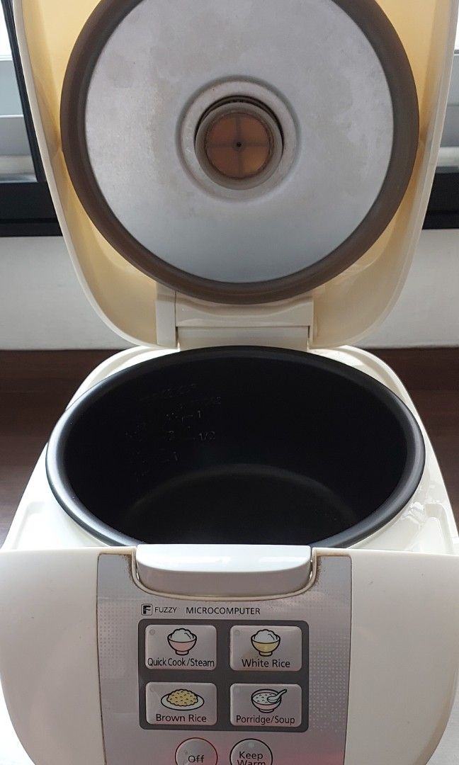 Panasonic Rice Cooker SRDF101, TV & Home Appliances, Kitchen
