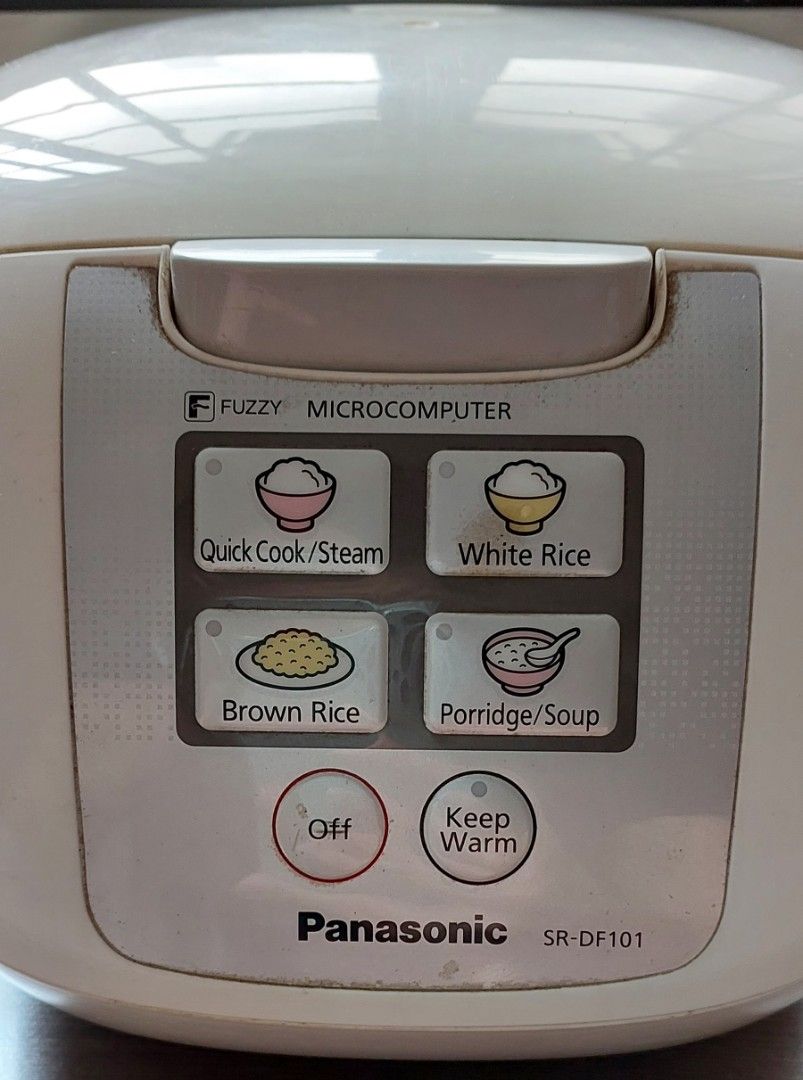 Panasonic Rice Cooker SRDF101, TV & Home Appliances, Kitchen