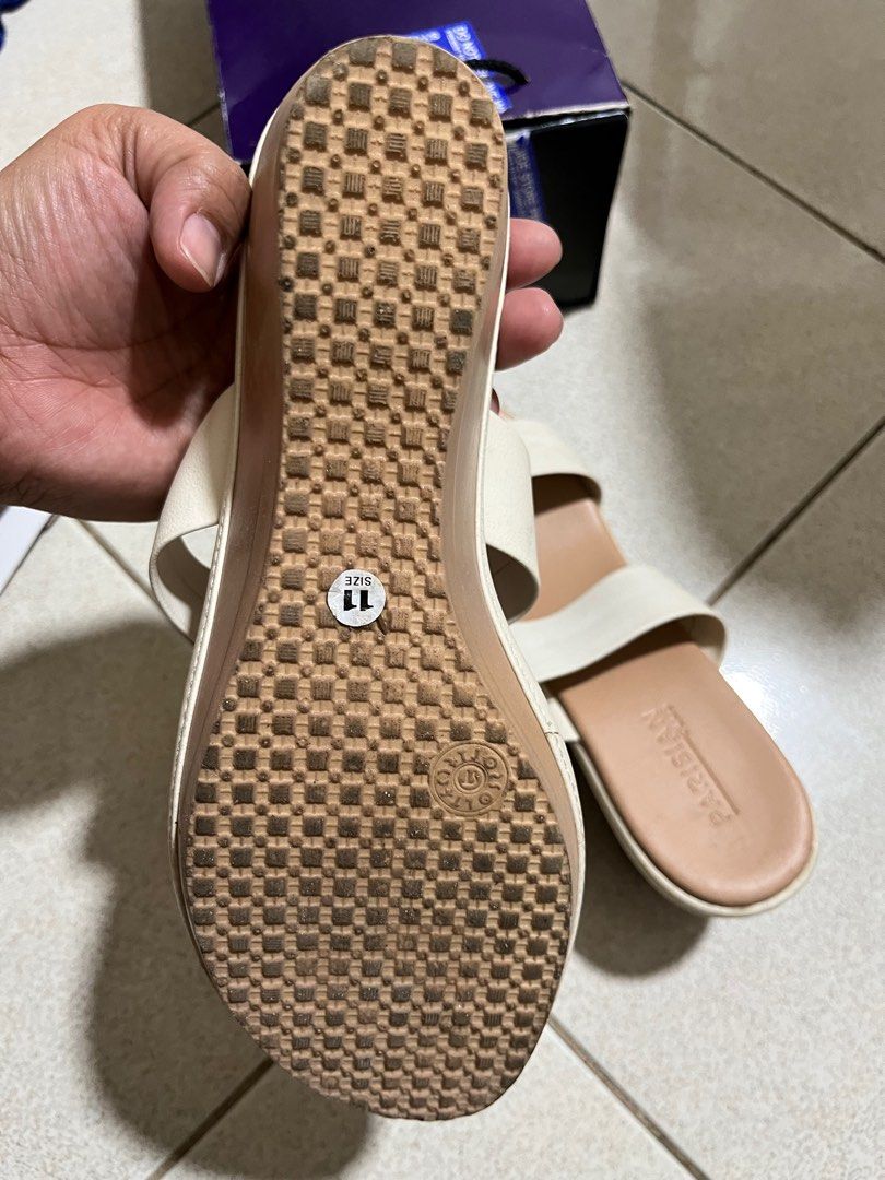 Plus size sale sandals size 11
