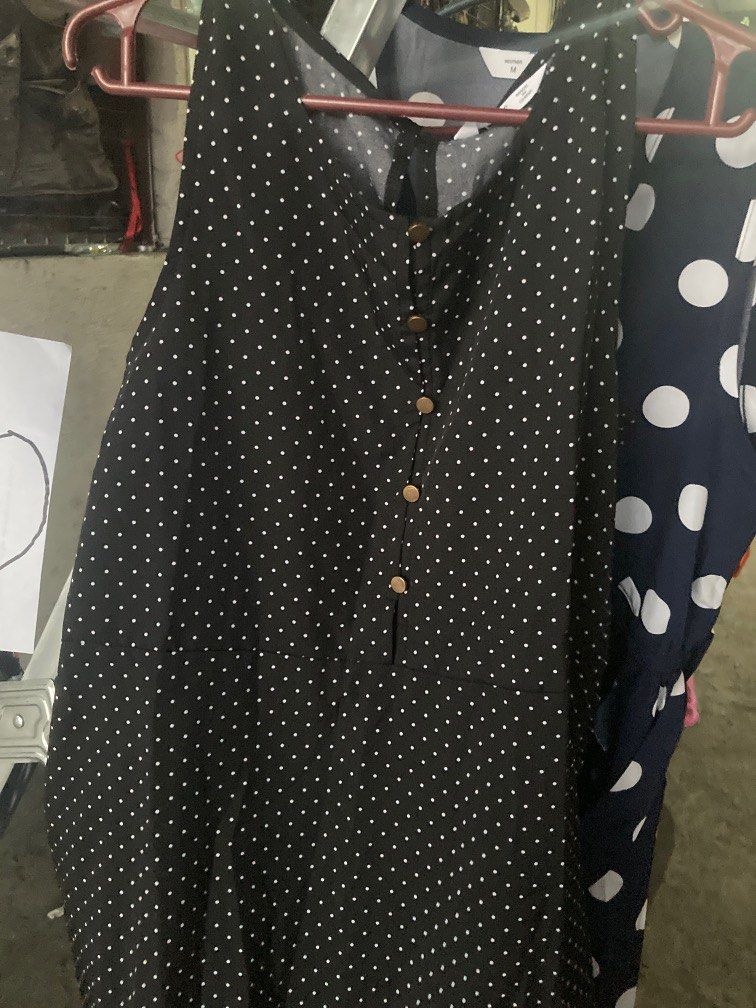 Polka dot Long black dress (Category: Dresses) located in Naic. Submitted by itsjmg (Listing ID 1212160251, Image 1). Description: .