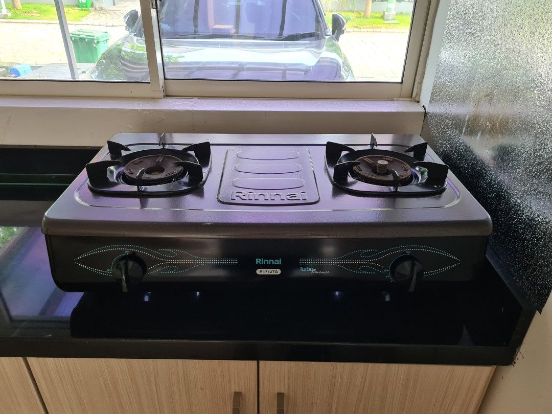 PRELOVED Kompor Gas 2 Tungku Rinnai RI-712TG, Kitchen u0026 Appliances di  Carousell