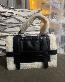 PRELOVED ORIGINAL ZARA SLING