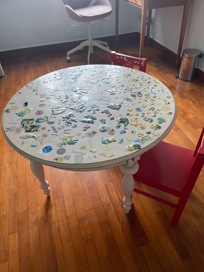 Round Table and IKEA chairs, Babies & Kids, Baby Nursery & Kids Furniture, Kids' Tables & Chairs