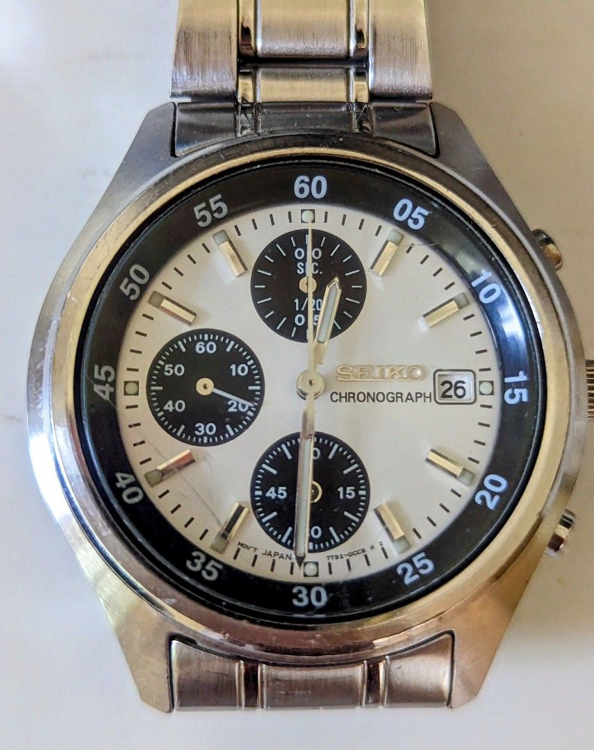 Vintage Seiko chronograph 7T92-0CC0 (panda dial), Men's Fashion, Watches &  Accessories, Watches on Carousell