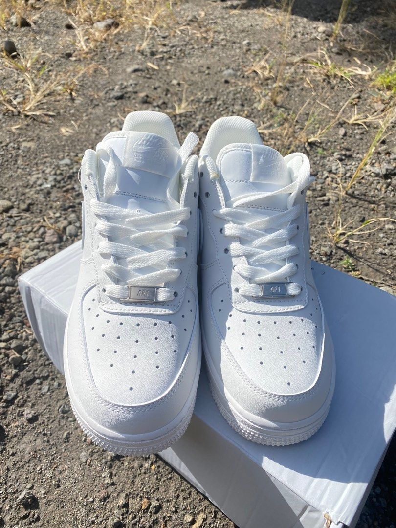 harga af1 triple white