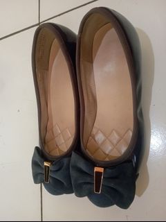 (Kategori: ) berada di . Dikirim oleh Prelovedby.Archie (ID iklan 1212142869, Gambar 1). Deskripsi: .