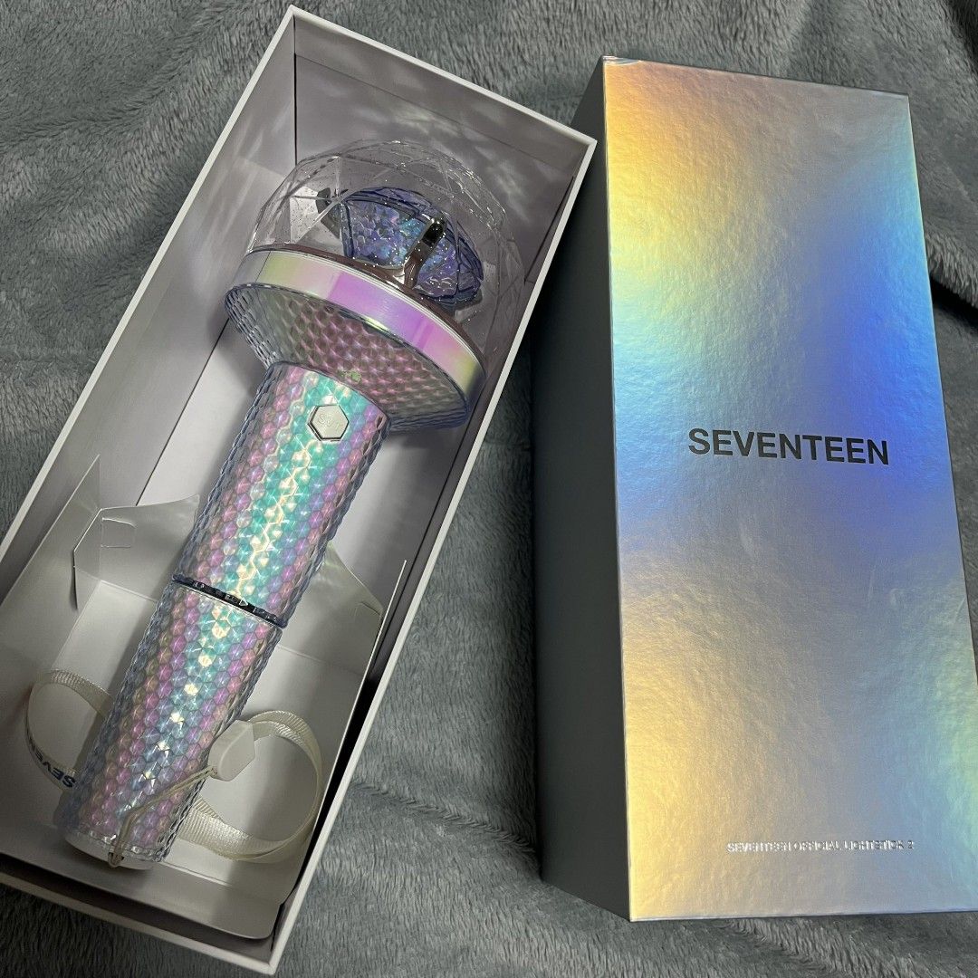 Seventeen Carat Bong V2, Hobbies & Toys, Memorabilia & Collectibles, KWave on Carousell