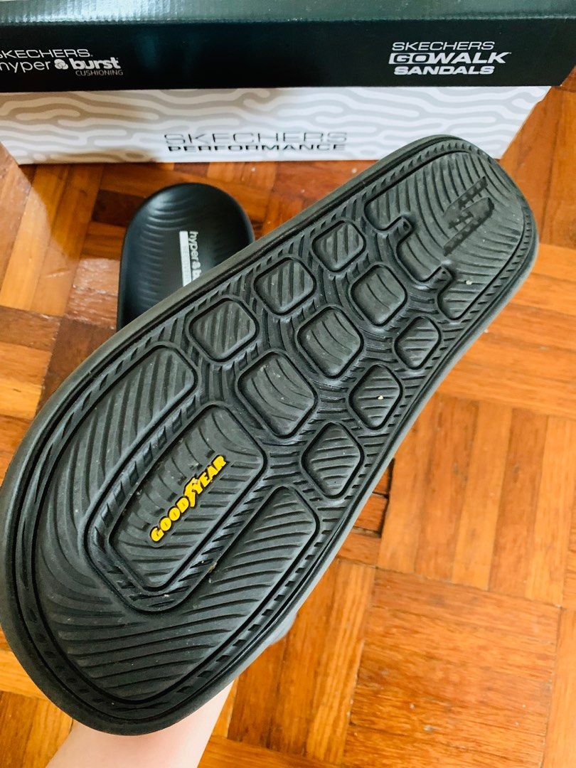 Skechers on the go slides online
