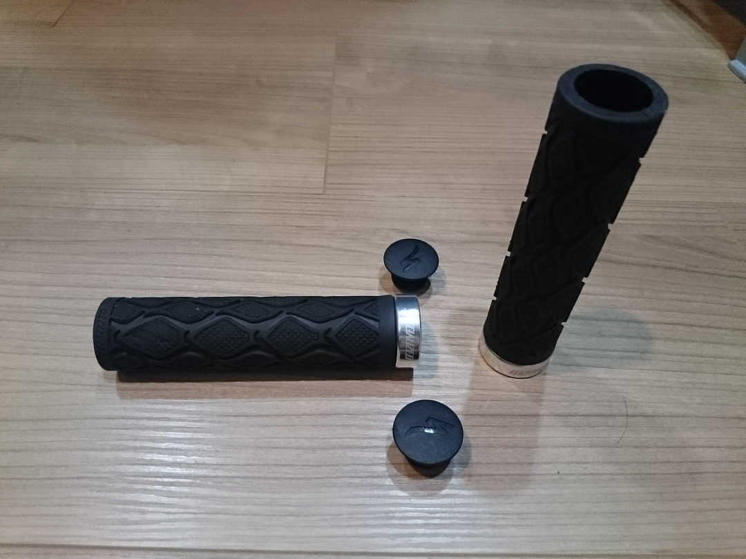 specialized bike handle grips