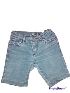 (Category: ) located in . Submitted by andengspreloved_items (Listing ID 1212116673, Image 1). Description: .