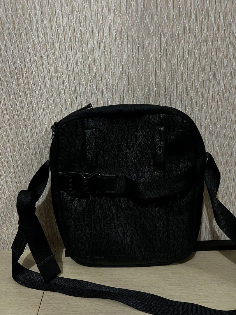 Armani hot sale exchange tas