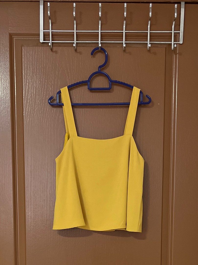 The tinsel rack mustard yellow top, Women's Fashion, Tops, Sleeveless
