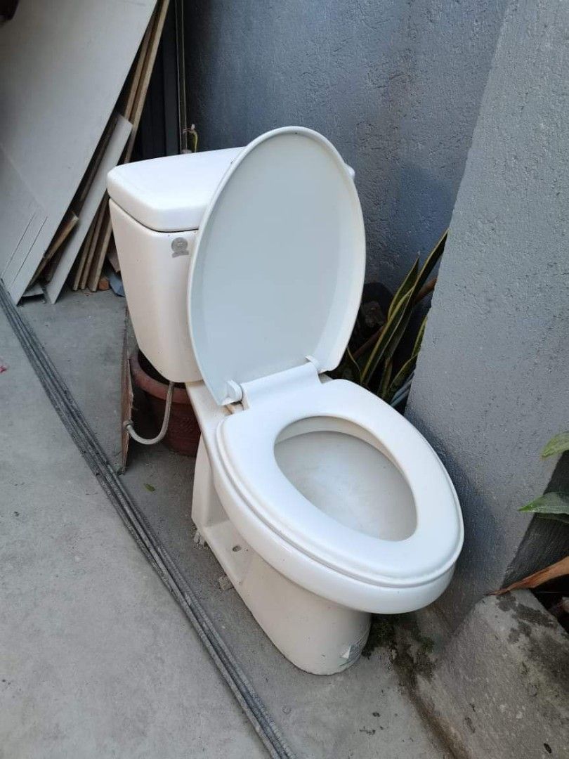 TOILET BOWL ( POZZI ), Furniture & Home Living, Bathroom & Kitchen ...