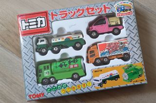 （分類：）位於 。 由 zzzleep 提交（商品編號 1212095263，圖片 1）。簡介： 。