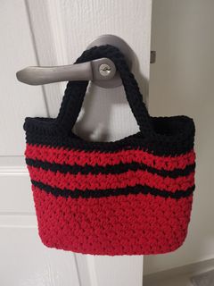 (Category: ) located in . Submitted by crochet__cat (Listing ID 1212075232, Image 1). Description: .
