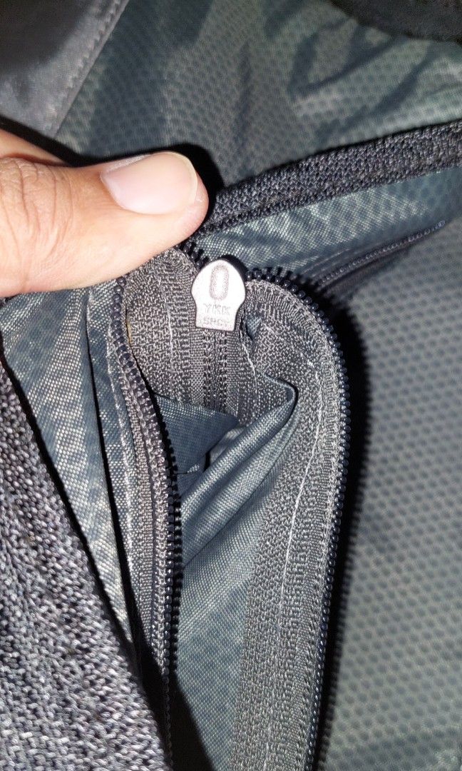 Tumi Tech laptop bag, Men's Fashion, Bags, Briefcases on Carousell