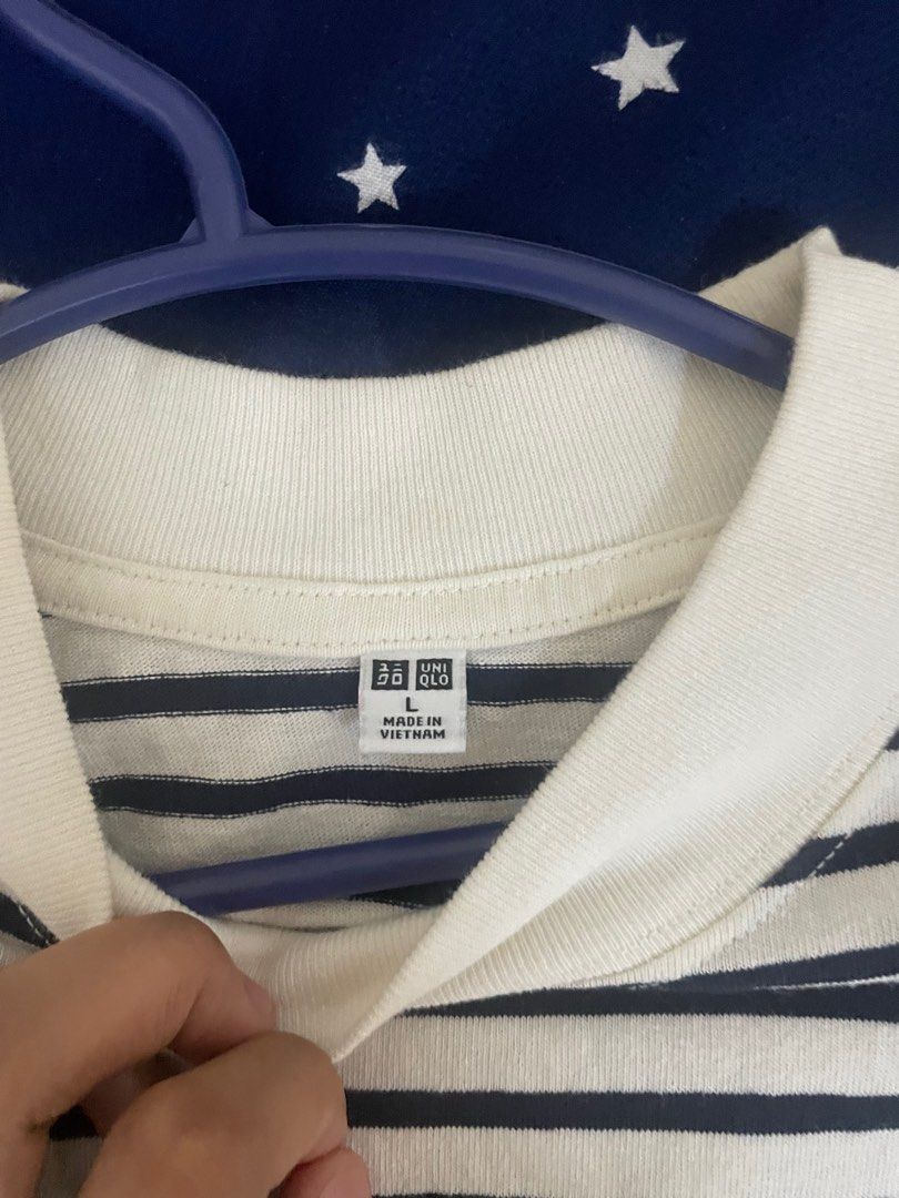 Uniqlo Oversized Shirt (Category: Shirts) located in Manila. Submitted by repzty (Listing ID 1212125726, Image 2). Description: Uniqlo Oversized Tee Used thrice No issues at all Size L.