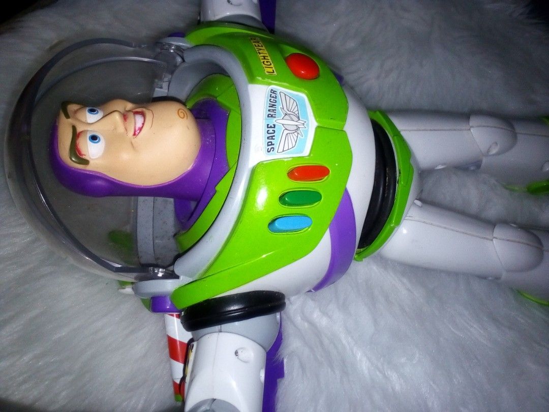 Pin's Woody, Toy Story | Disney Store