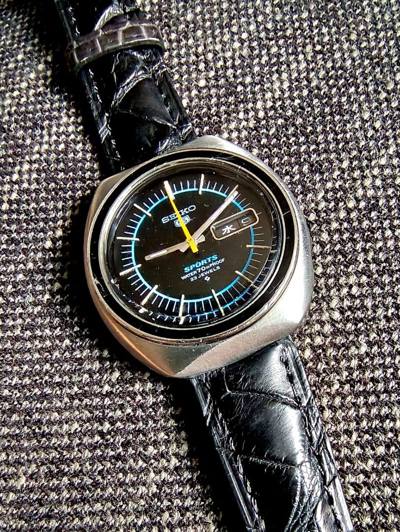 Vintage Seiko 6106-8560 Automatic Watch (Category: Watches) located in Sydney. Submitted by relax98 (Listing ID 1212107880, Image 2). Description: Reorganizing my vintage collection and letting go this rare blck dial Seiko 5 Sport in good condition. (Cosmetic 8.5/10, clean dial and hands and perfect crystal. Case and bezel minor ding and scratches) In working condition with reasonable time keeping +-30 sec per day measure flat. Ready to wear watc