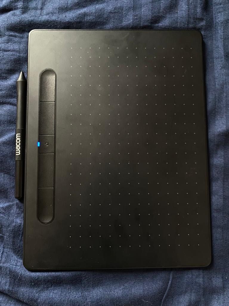 intuos + free clip paint studio subscription , Mobile Phones