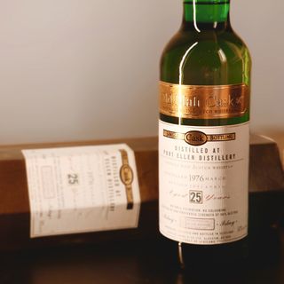 （分類：）位於 。 由 selloldstuff.341 提交（商品編號 1212160311，圖片 1）。簡介： 。