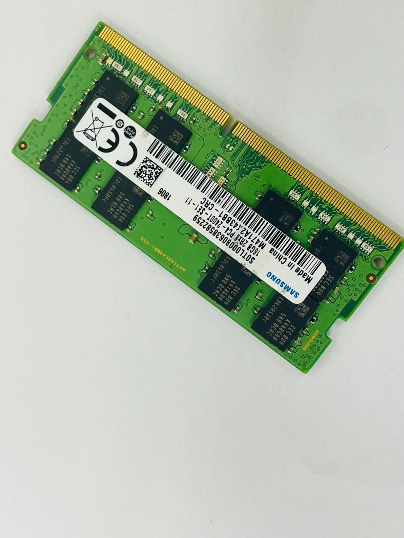 Samsung 4GB 1Rx16 PC4-2400T DDR4-2400Mhz 260Pin 1.2V SODIMM Laptop