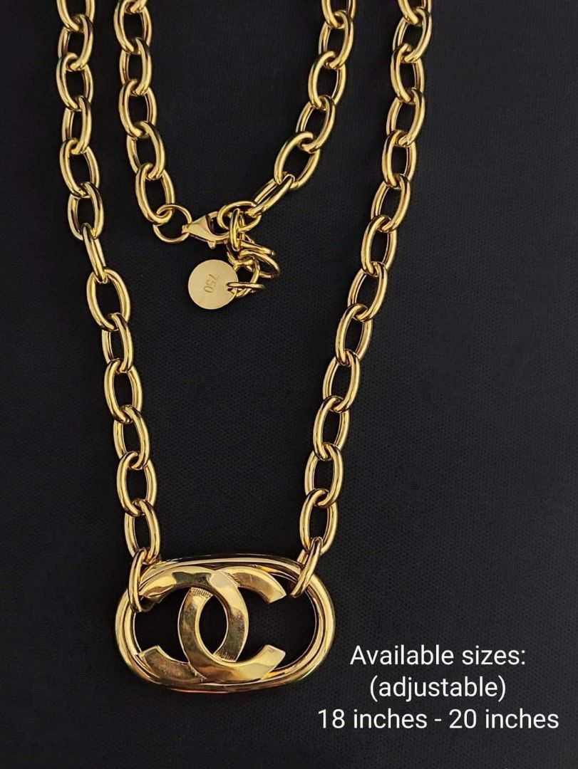 Chanel chunky gold hotsell necklace