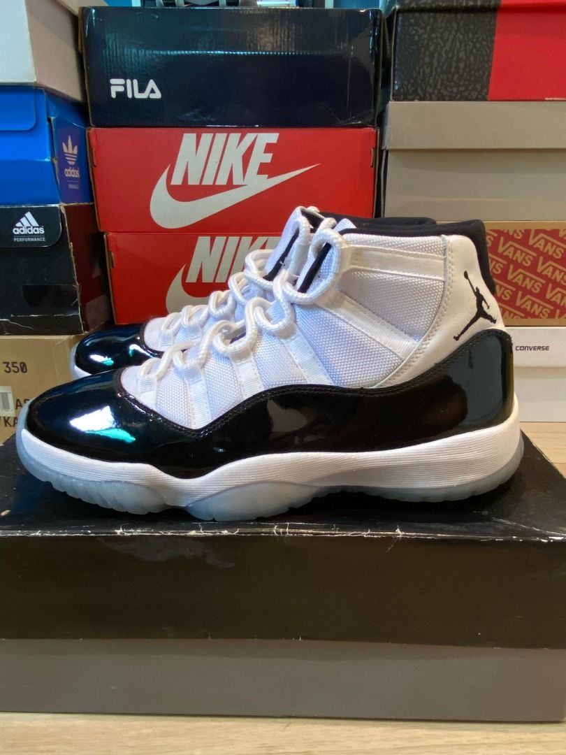 Air jordan 11 concord 2018 size 13 sales