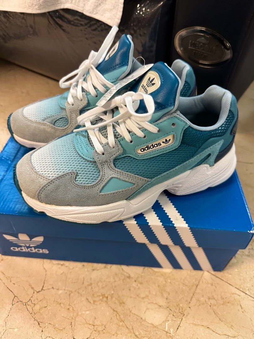 Adidas falcon lima online
