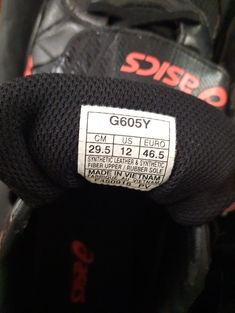 Asics Throw Pro (Category: Sneakers) located in Quezon City. Submitted by RLuniquefinds (Listing ID 1207199388, Image 3). Description: .