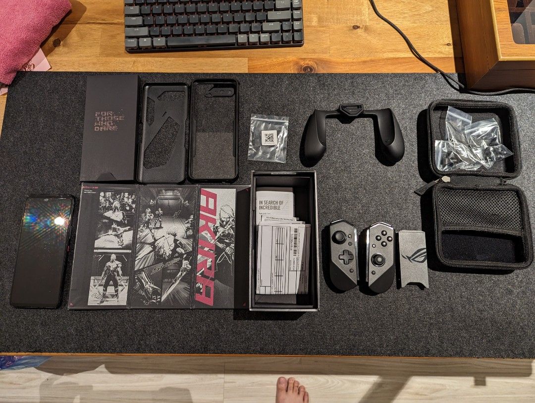 ASUS ROG 5 Full set with Gaming Accessories, Mobile Phones & Gadgets