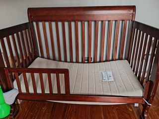 Australian wooded crib toddler bed for sale
