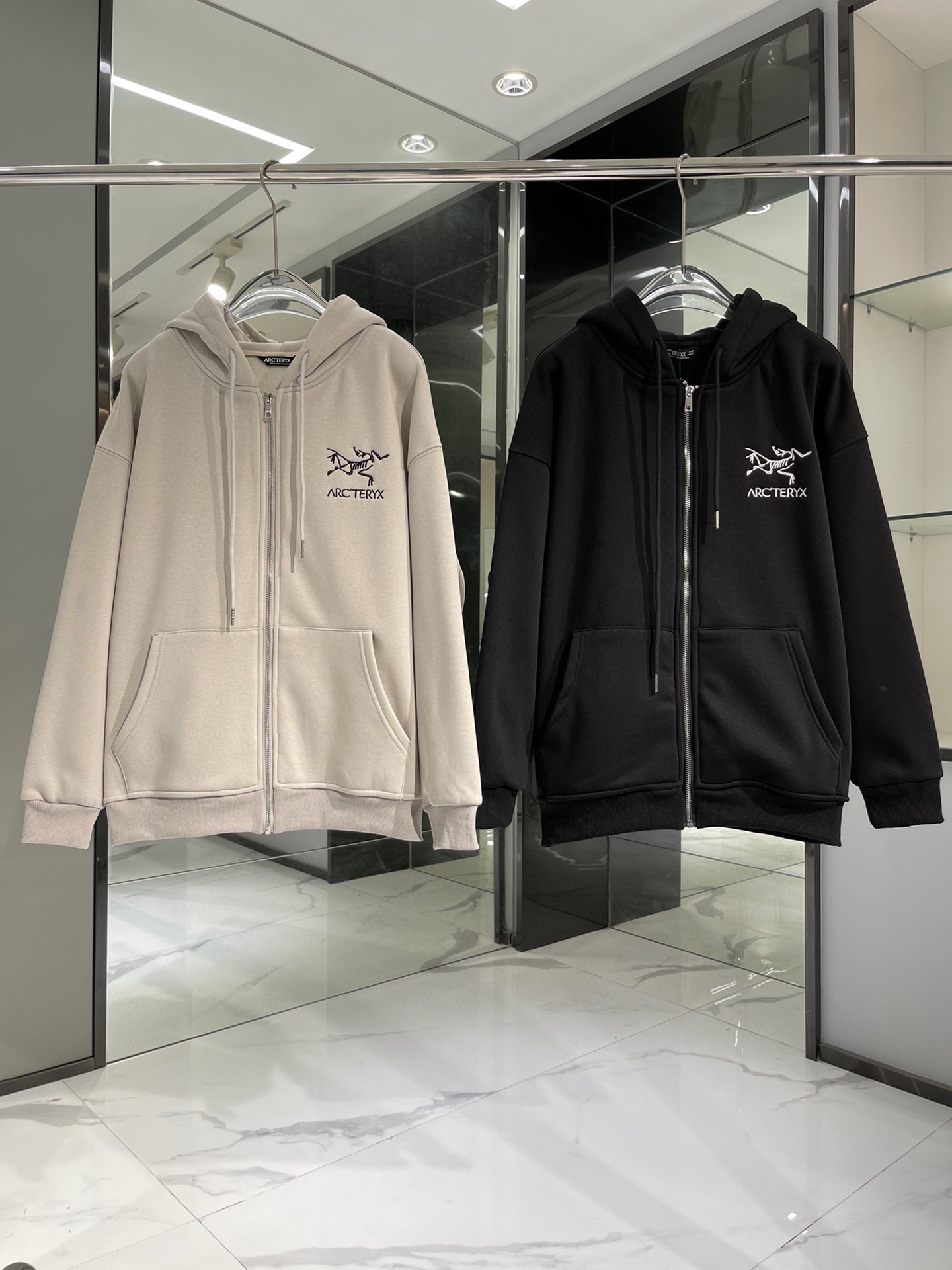 Big zipper sale jacket