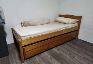 (Category: ) located in . Submitted by 794875276 (Listing ID 1207384371, Image 1). Description: .