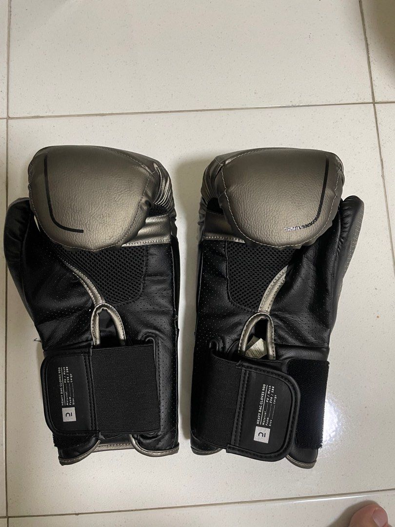 Boxing Gloves Decathlon Size L, Sports Equipment, Other Sports