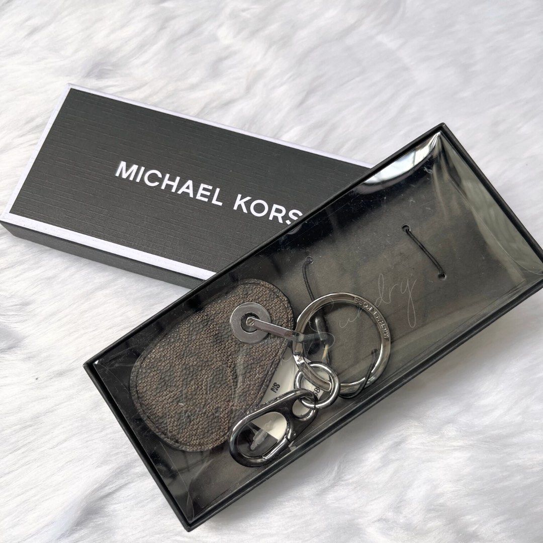 Brand New] Michael Kors Harrison Bottle Opener Keychain, Hobbies & Toys,  Stationary & Craft, Other Stationery & Craft on Carousell