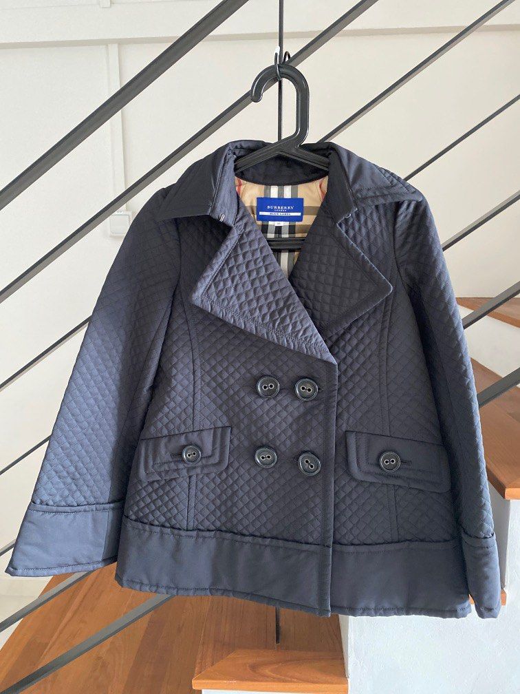 Burberry Short Pea Coat/Jacket, Women's Fashion, Coats, Jackets and  Outerwear on Carousell