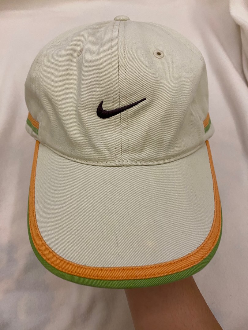 Cap Nike, Men's Fashion, Watches & Accessories, Cap & Hats on Carousell