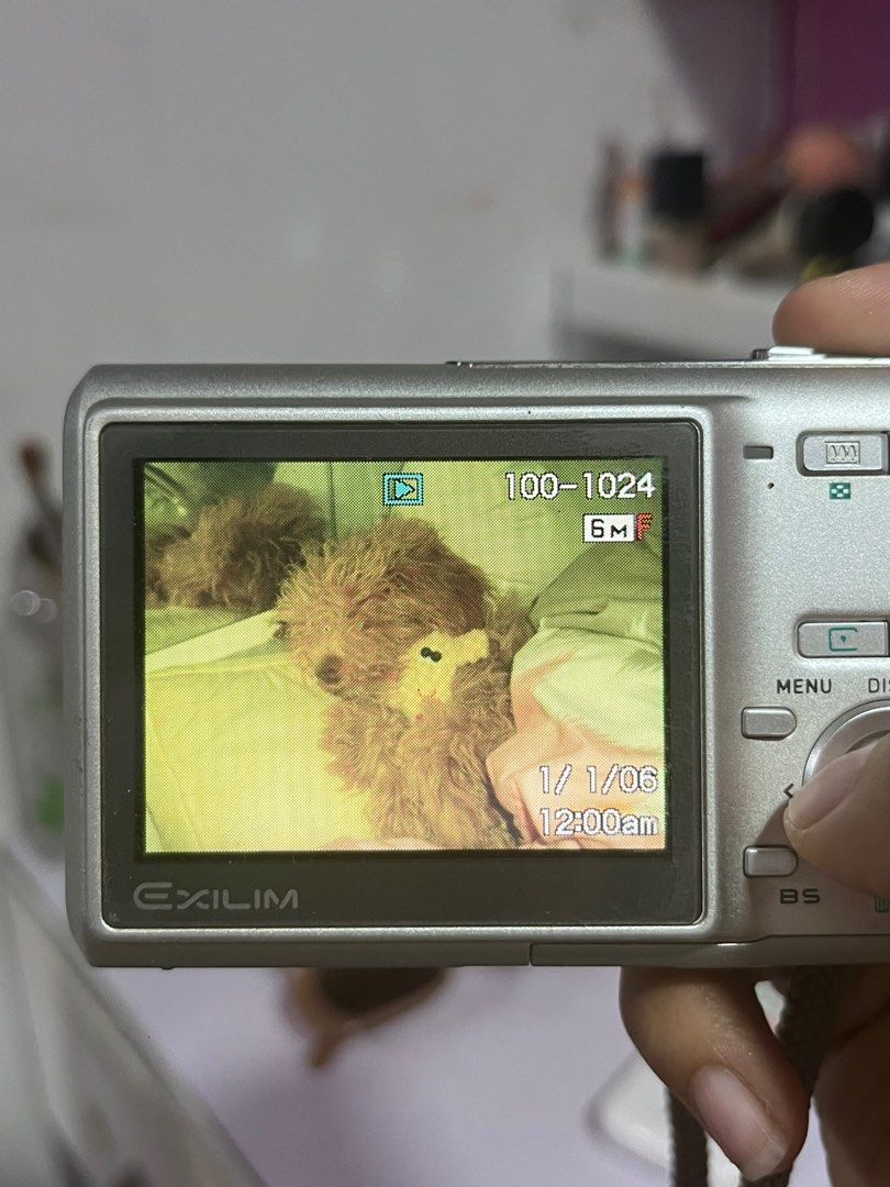 Casio Exilim EXZ60 digicam ; digital camera, Photography, Cameras on