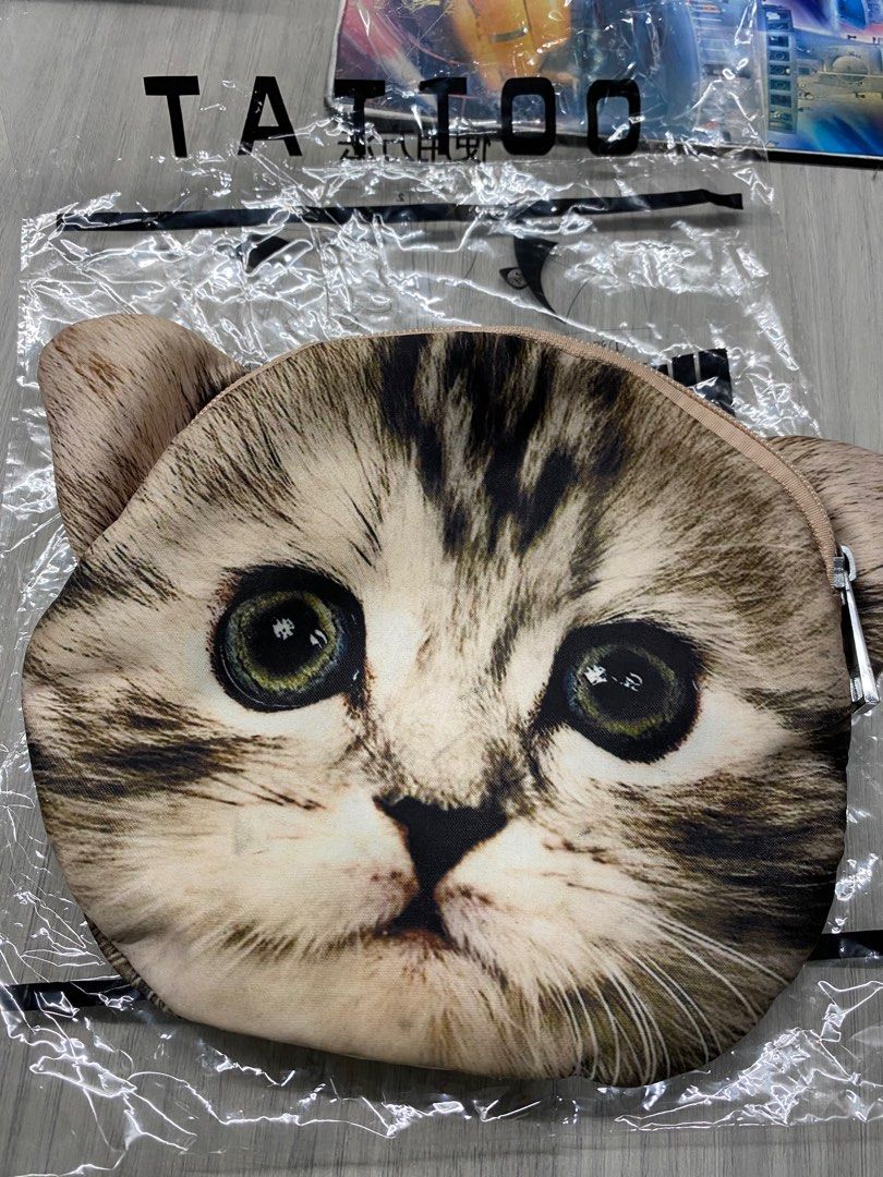 Amazon.com: Cat Lovers Silky Cute Cat Purse or Make Up Bag Gray : Beauty &  Personal Care