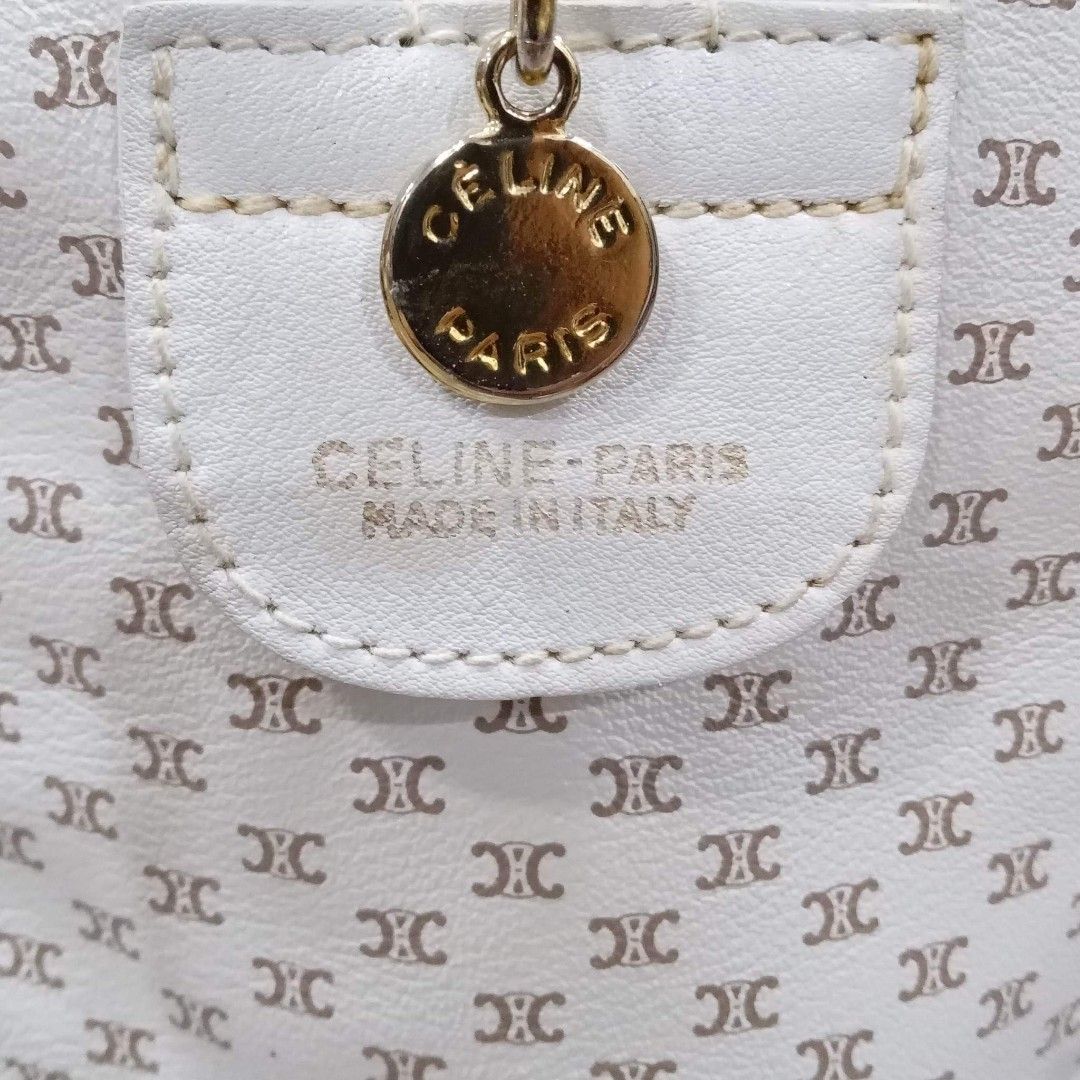 Celine Handbag (Category: Luxury Bags & Wallets) located in Taguig. Submitted by esa.agustin (Listing ID 1207330556, Image 3). Description: Otiginal Celine white leather boston type handbag. Size 29 cm. Made in Italy..