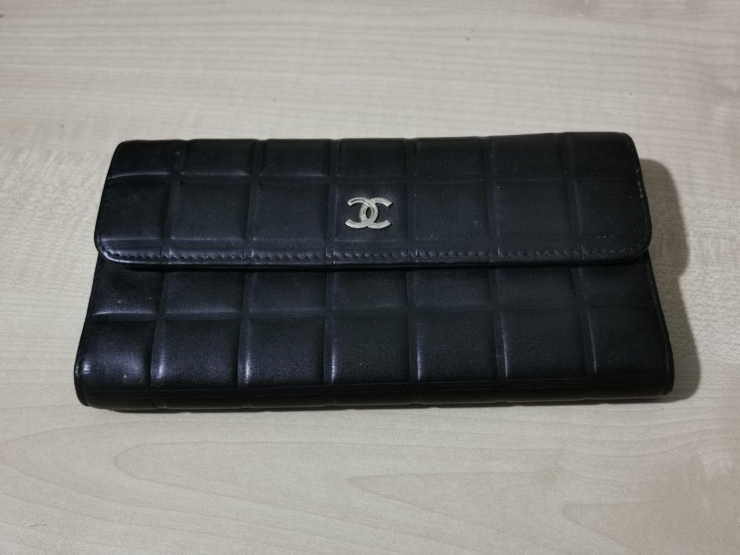 Chanel chocolate store bar wallet