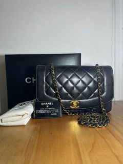 (Category: ) located in . Submitted by styled_inchanel (Listing ID 1207284584, Image 1). Description: .